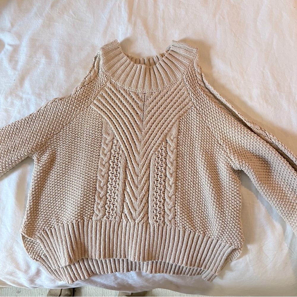 cropped cable knit sweater